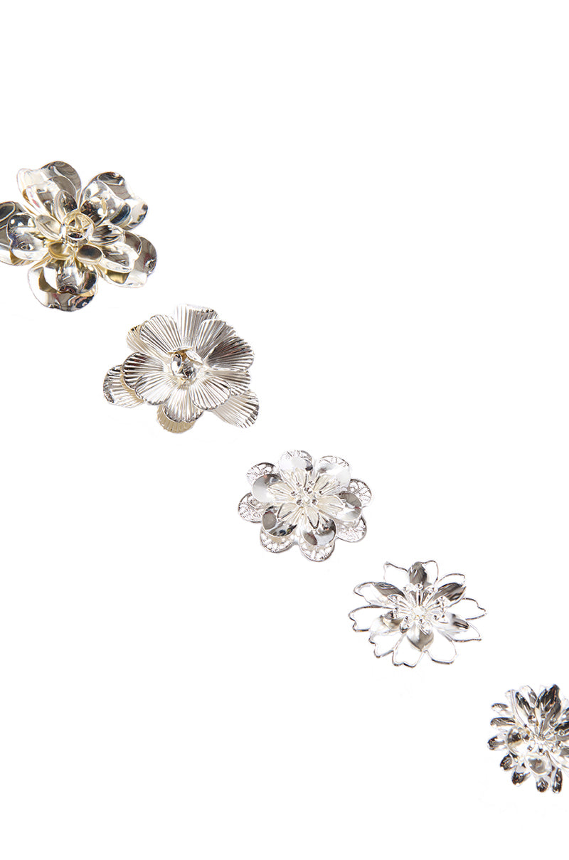 Detail View Pretty Please Floral Brooch Pack In Silver