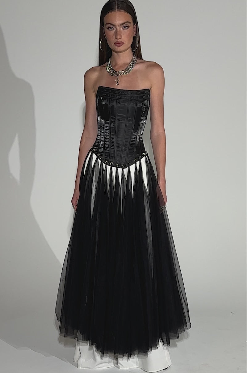 MARRIED TO THE GAME CORSET TOP IN BLACK – AKIRA