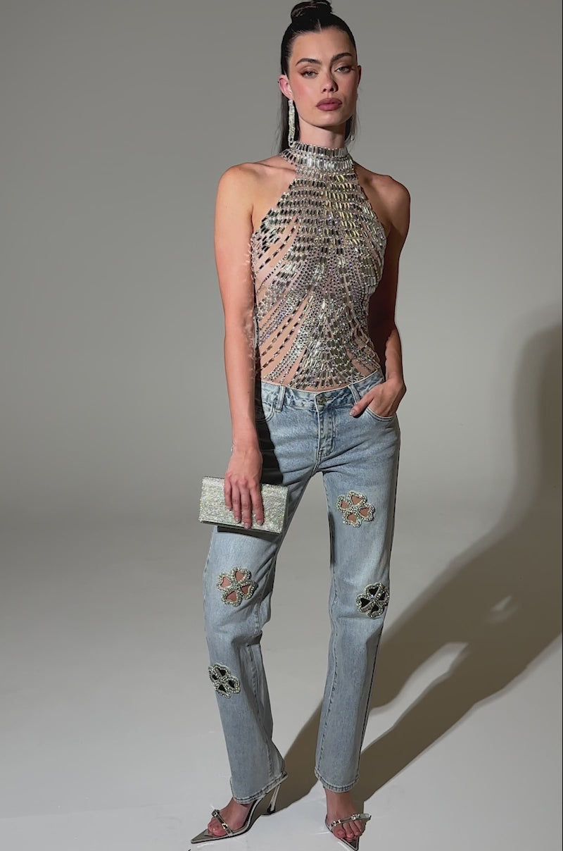 DIVINE FEMININE ENERGY RHINESTONE DETAIL JEANS – AKIRA