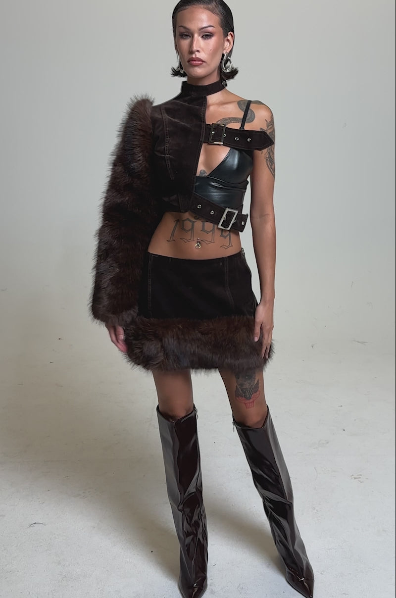 WILD SIDE FUR TRIM MINI SKIRT – AKIRA