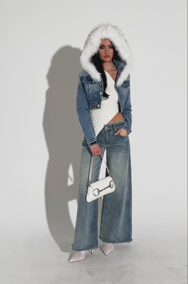 SITTING PRETTY FUR TRIM DENIM JACKET – AKIRA