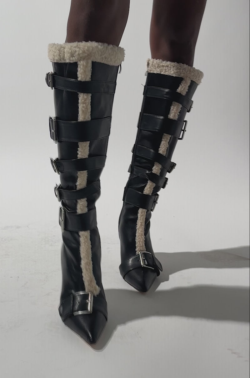 AKIRA GOLD FIERO BLACK PU AND SHERPA BUCKLE