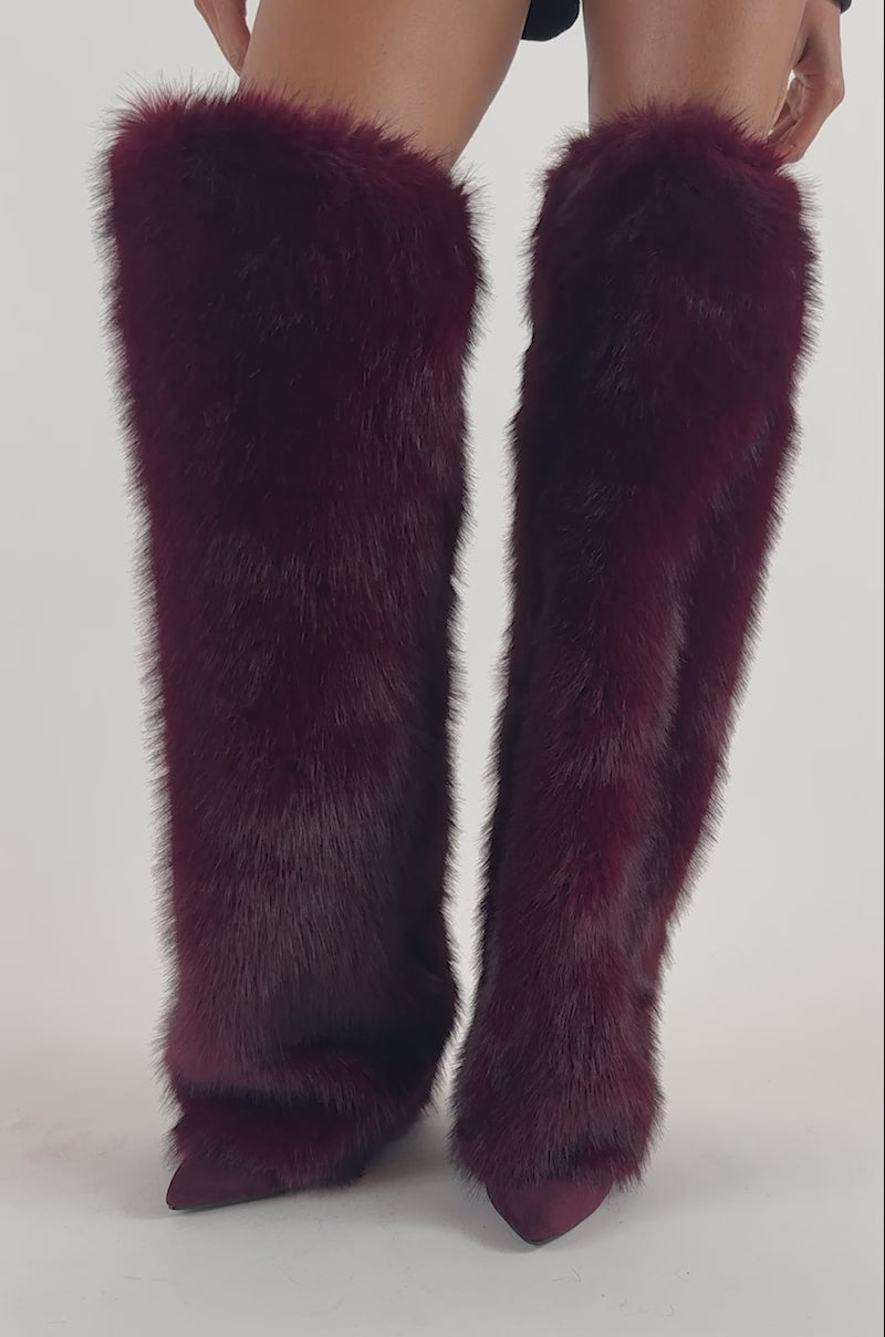 Video of a woman modeling the AZALEA WANG LANGLEYE BURGUNDY FUR THIGH HIGH BOOTS.