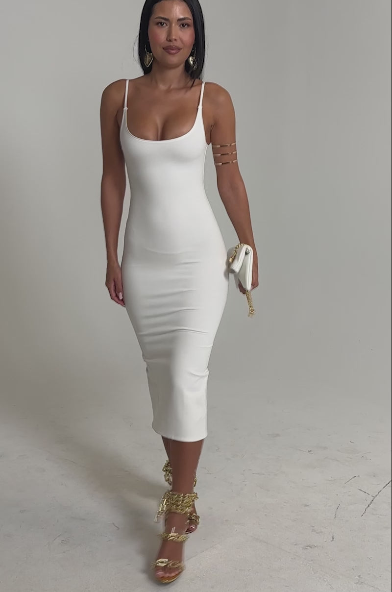 bodycon dress near me Buy Long Sleeve for Versatile Wear wearing a small. REYNA MIDI BODYCON DRESS IN