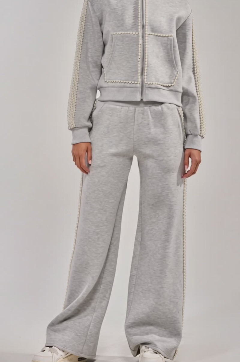 PEARL GIRL ZIP UP SWEATSHIRT IN GREY – AKIRA