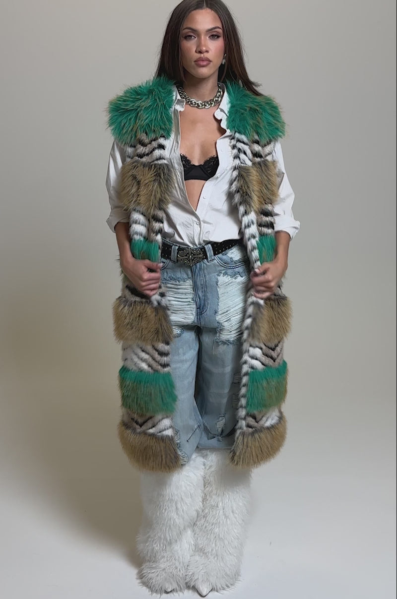 HYDE PARK FAUX FUR VEST – AKIRA
