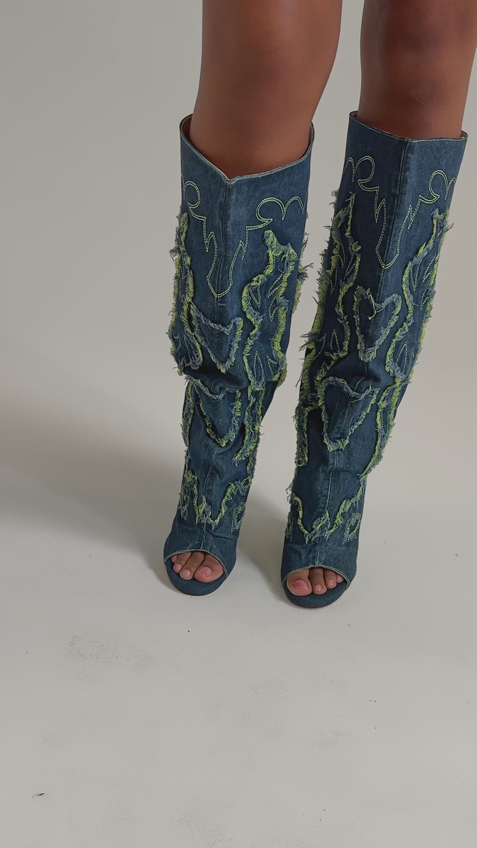 AZALEA WANG VIANCA GREEN MULTI DENIM WEDGE BOOT – AKIRA