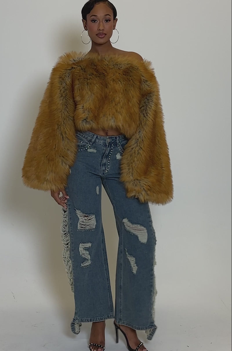 SNOW DAY FAUX FUR SWEATER – AKIRA