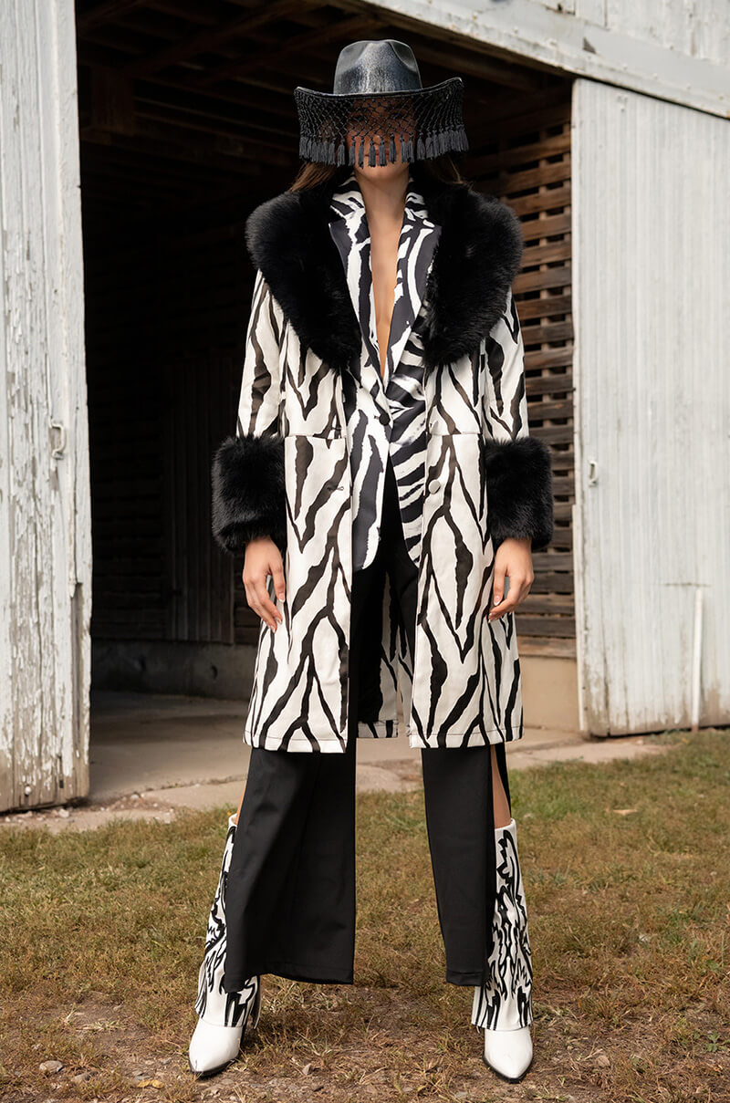 Side View Prints Please Oversized Zebra Blazer