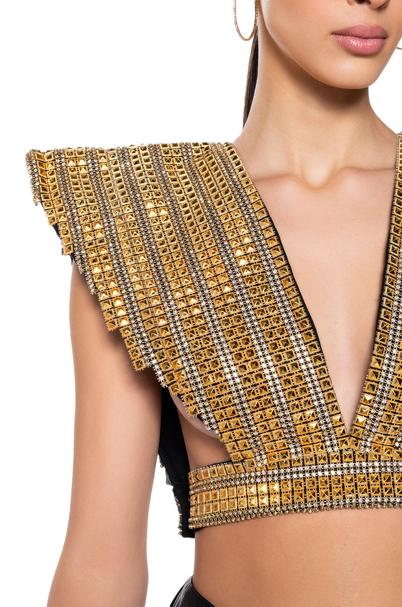 Extra View Queen Of Everything Gold Embellished High Shoulder Top 6