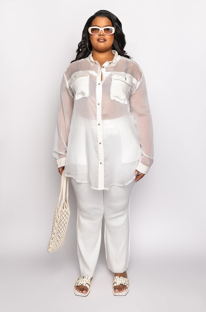 Extra View Resort Plus Aria Oversized Button Down Blouse