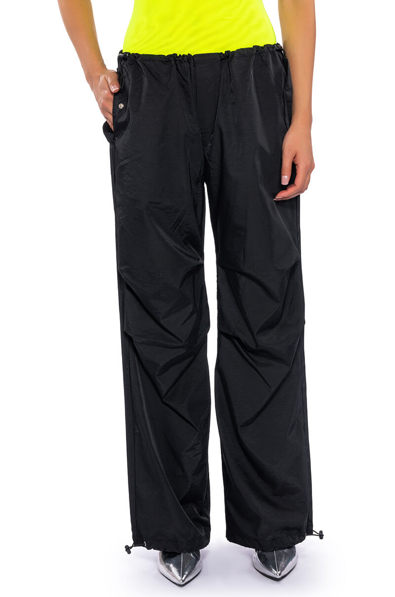 Front View Riley Wide Leg Parachute Pant 0