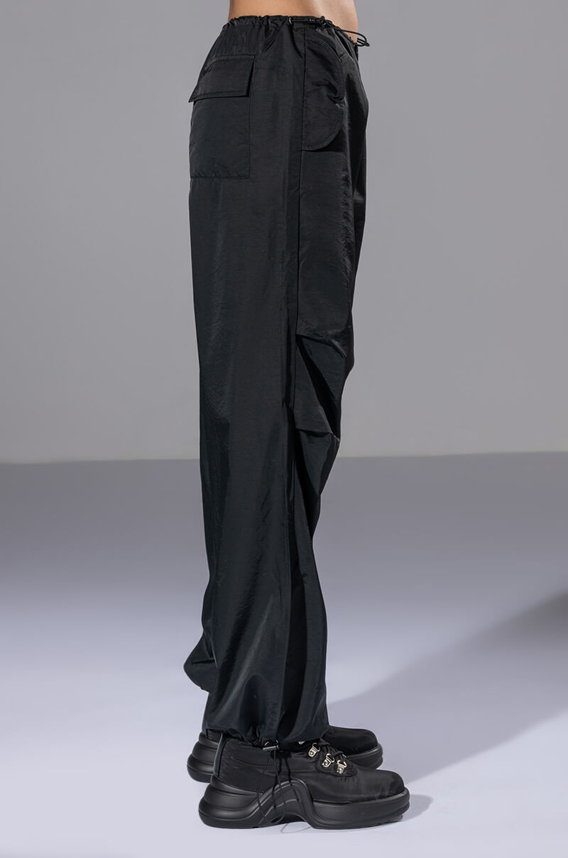 Extra View Riley Wide Leg Parachute Pant 11