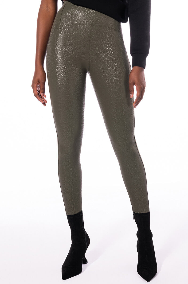 Front View Rio Print High Rise Legging