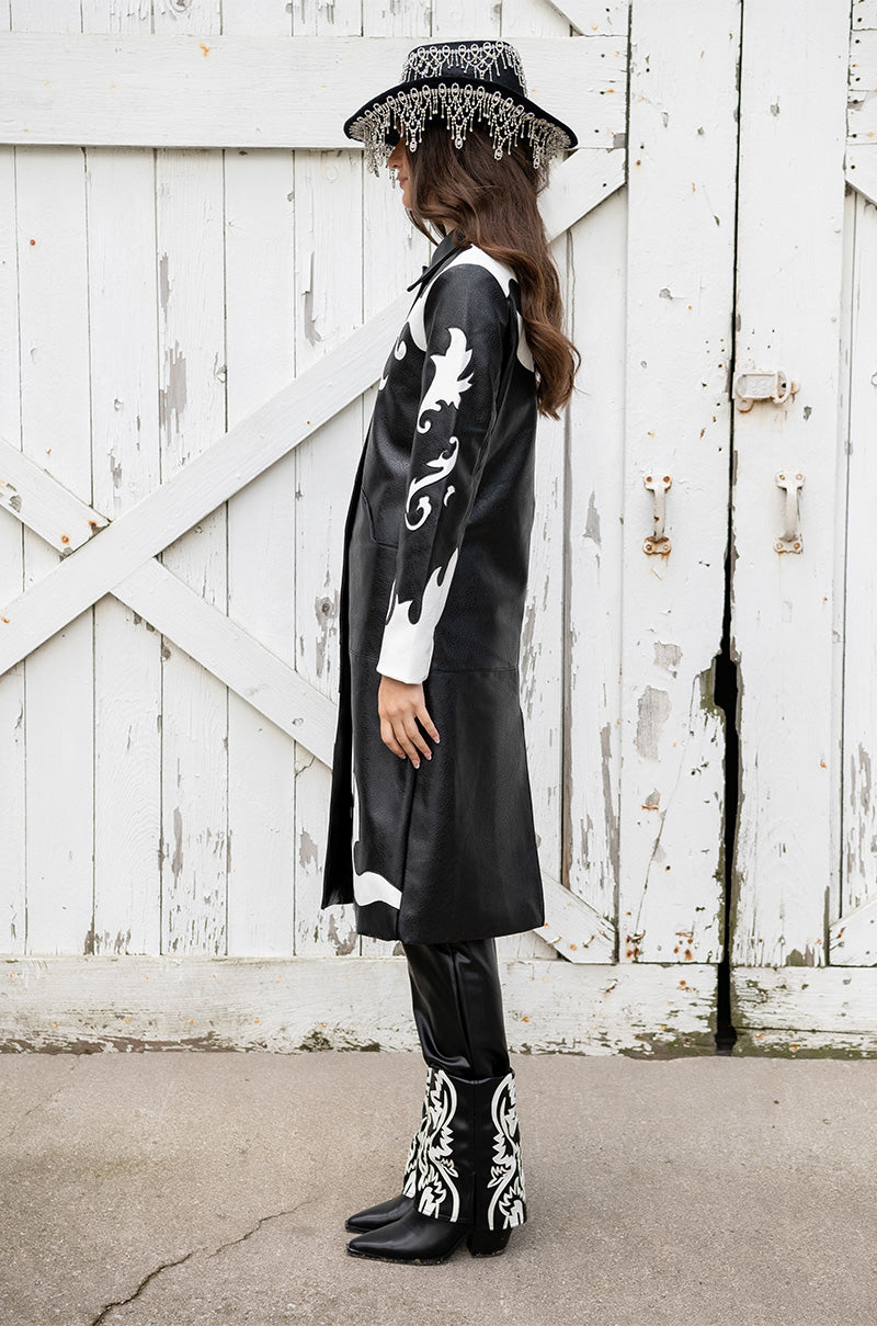 Extra View Robot Cowgirl Pu Trench Jacket