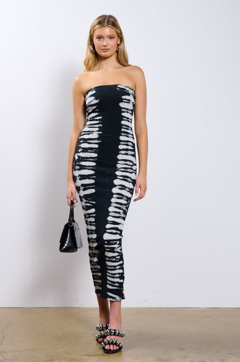 Front View Roxanne Knit Tie Dye Midi Dress