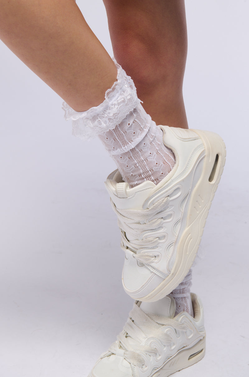 Front View Ruffle Me Up Socks In White 0
