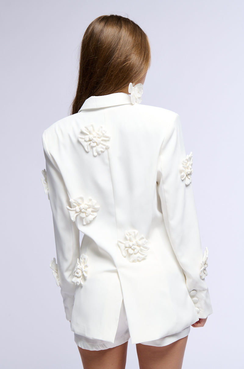 Extra View Rumi Monochrome Floral Blazer 6