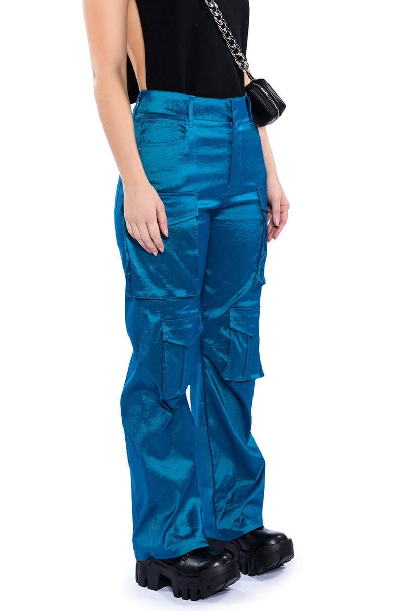 Side View Run It Up Stretch Cargo Pants