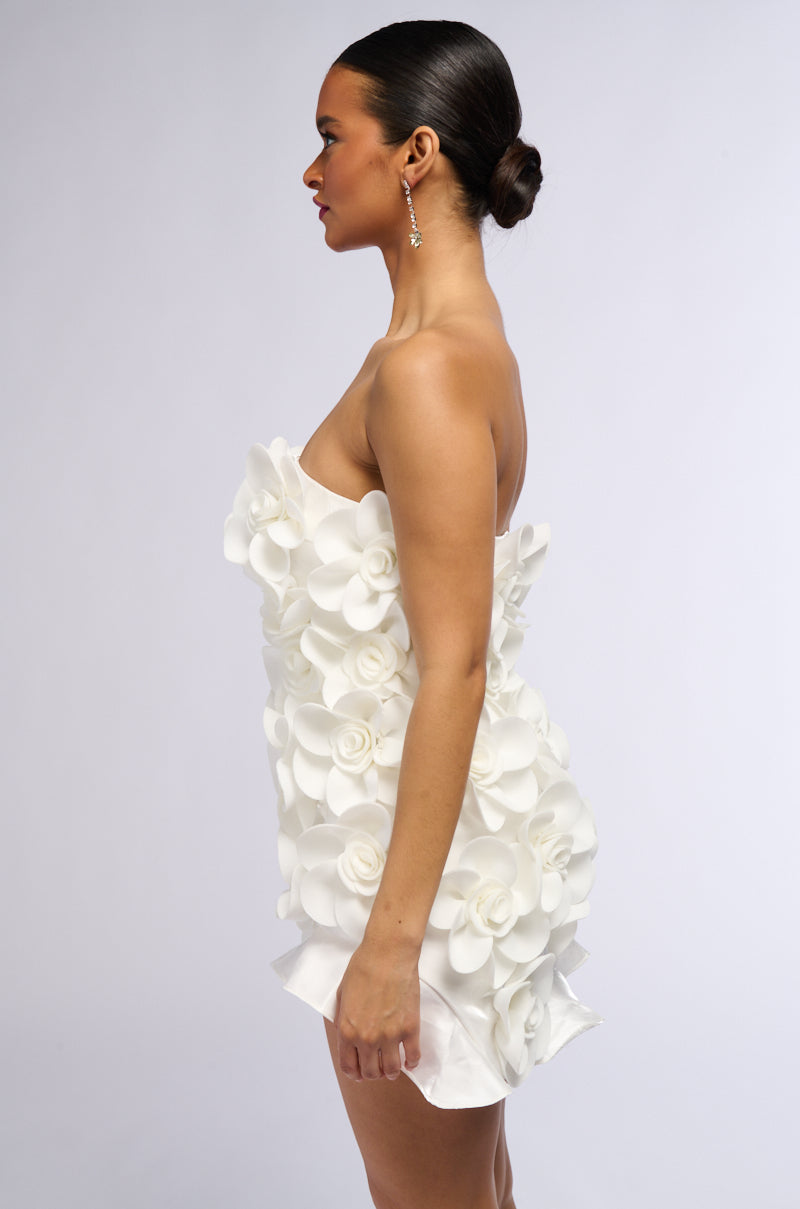 Side View Shes A Masterpiece Floral Mini Dress