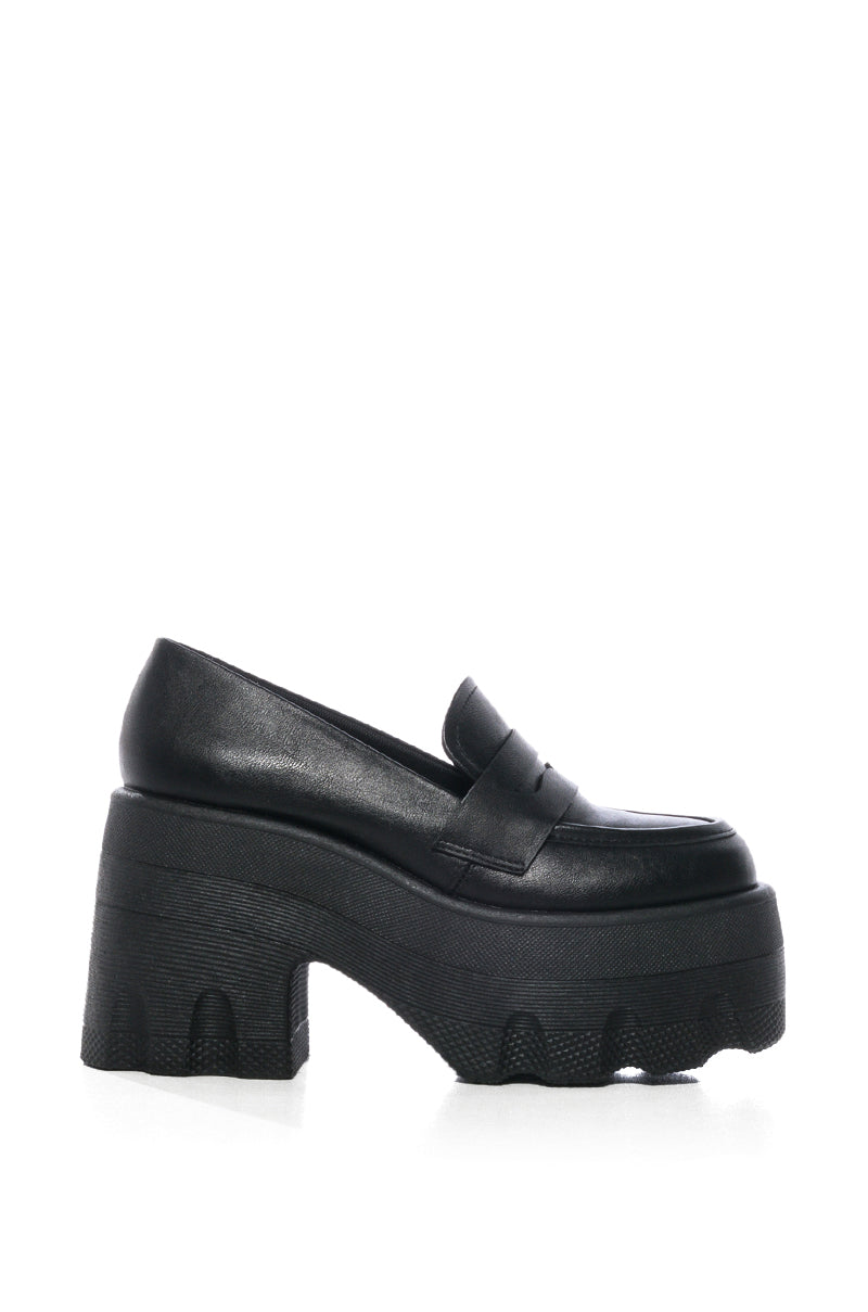 Side View Shorty Platform Loafer In Black