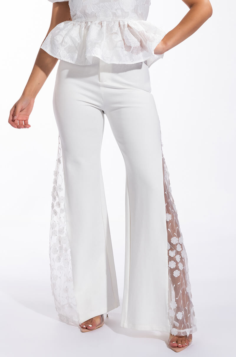 Front View Showout Floral Detail Wide Leg Pant