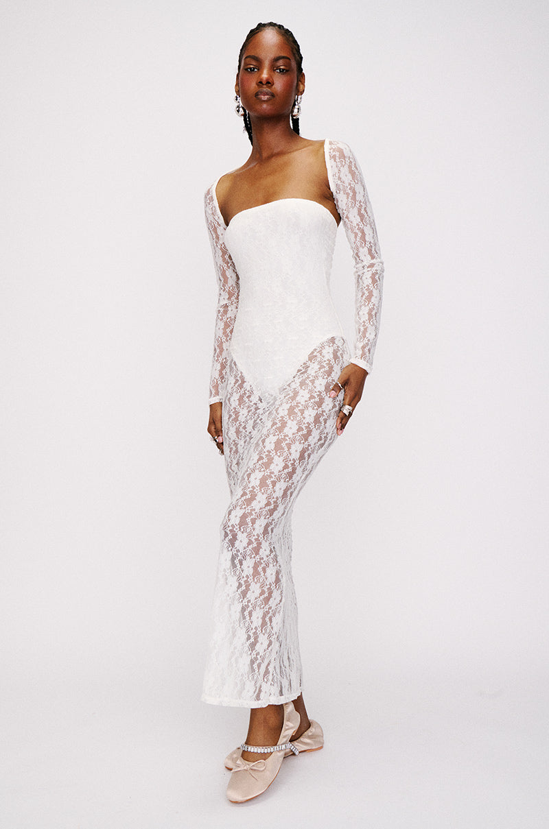 SIANNE STRAPLESS FLORAL LACE MAXI DRESS AKIRA SIANNE STRAPLESS FLORAL LACE MAXI DRESS AKIRA