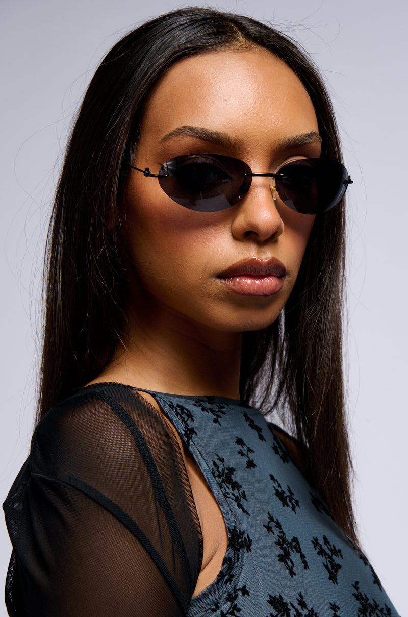 Front View Simplicity Is Key Sunglasses