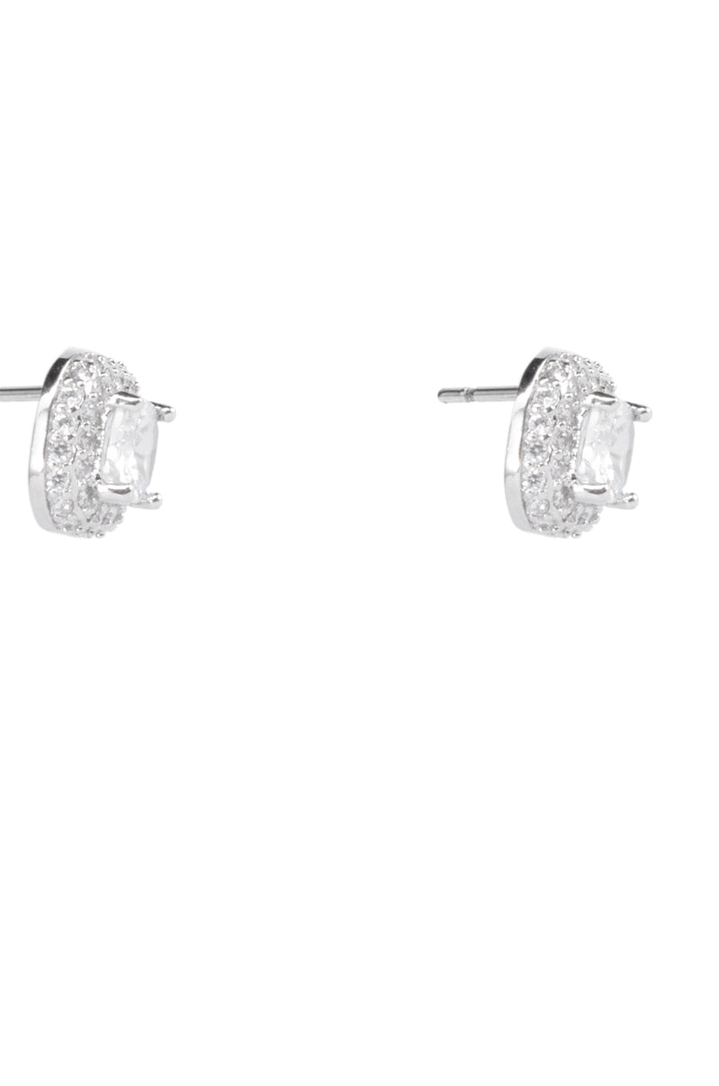 Detail View So Royal Pave Stud In Silver 3