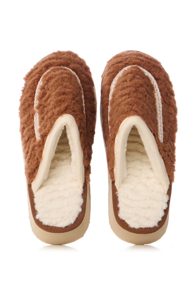 Side View Softener Camel Furry Slipper