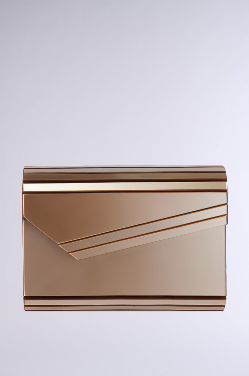 Side View Speed Chase Metallic Clutch 1