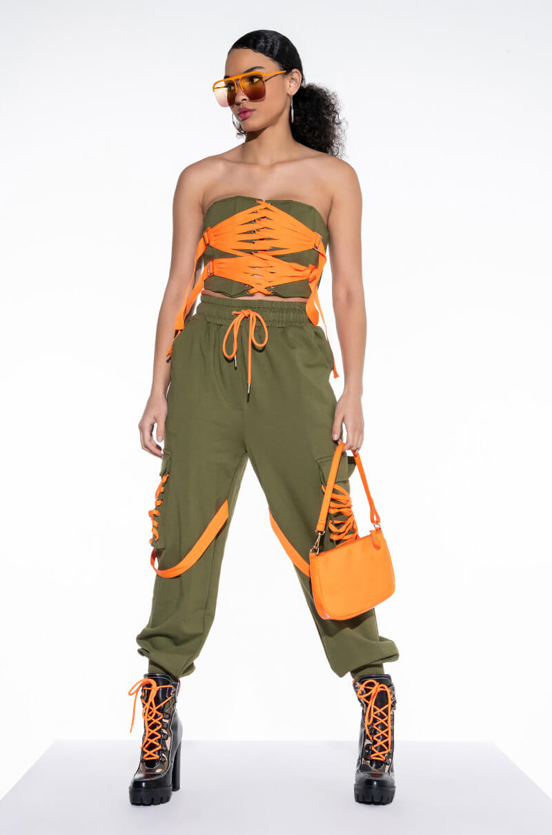 Side View Strap Strap Colorblock Jogger view 2