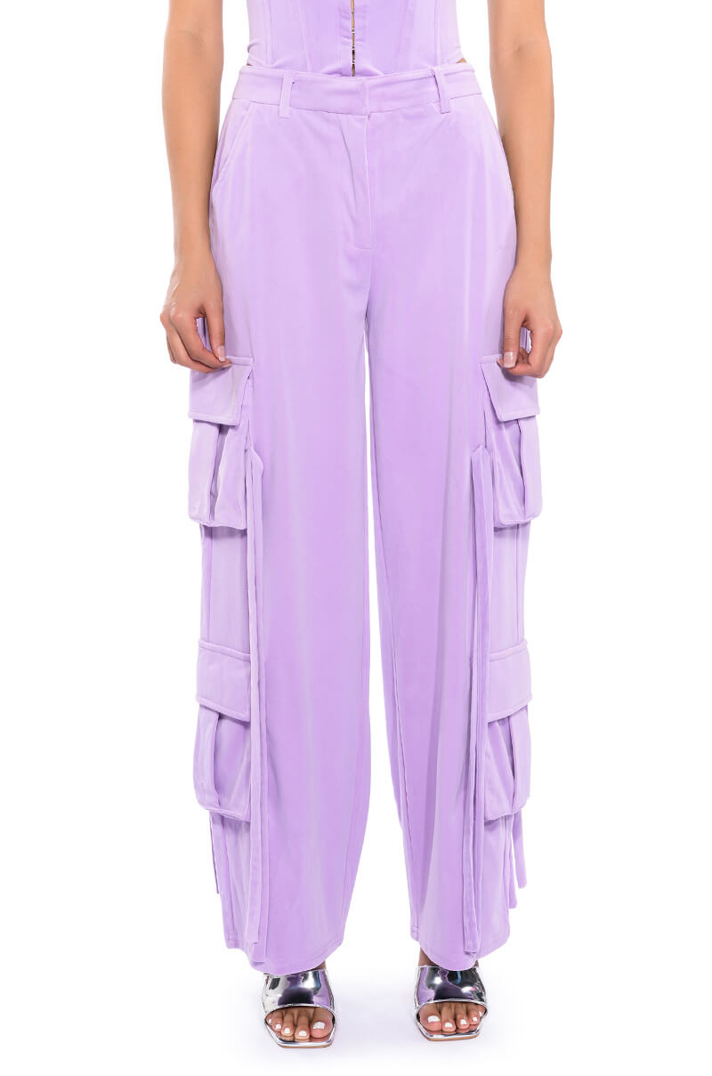 Front View Stylist Wide Leg Velvet Cargo Pants