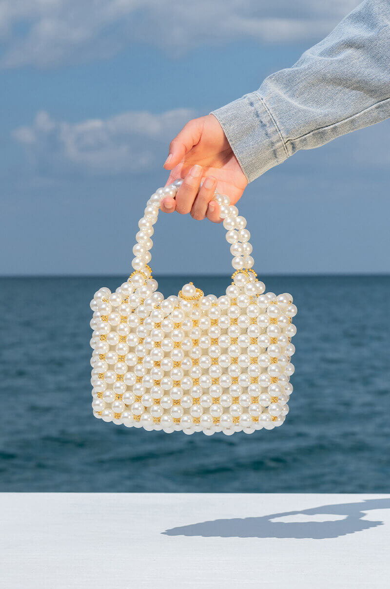 SUMMER LOVERS PEARL BAG view 0