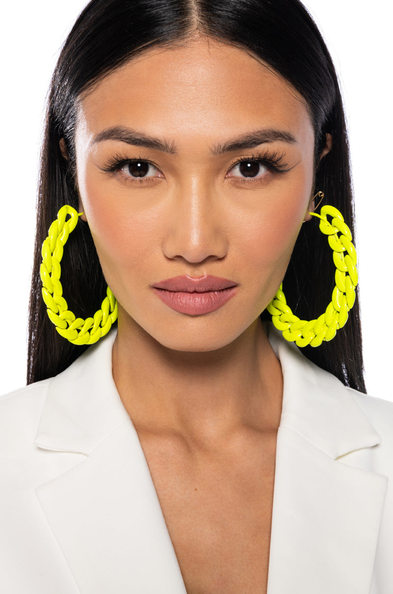 Front View Summertime Fine Curb Chain Hoops