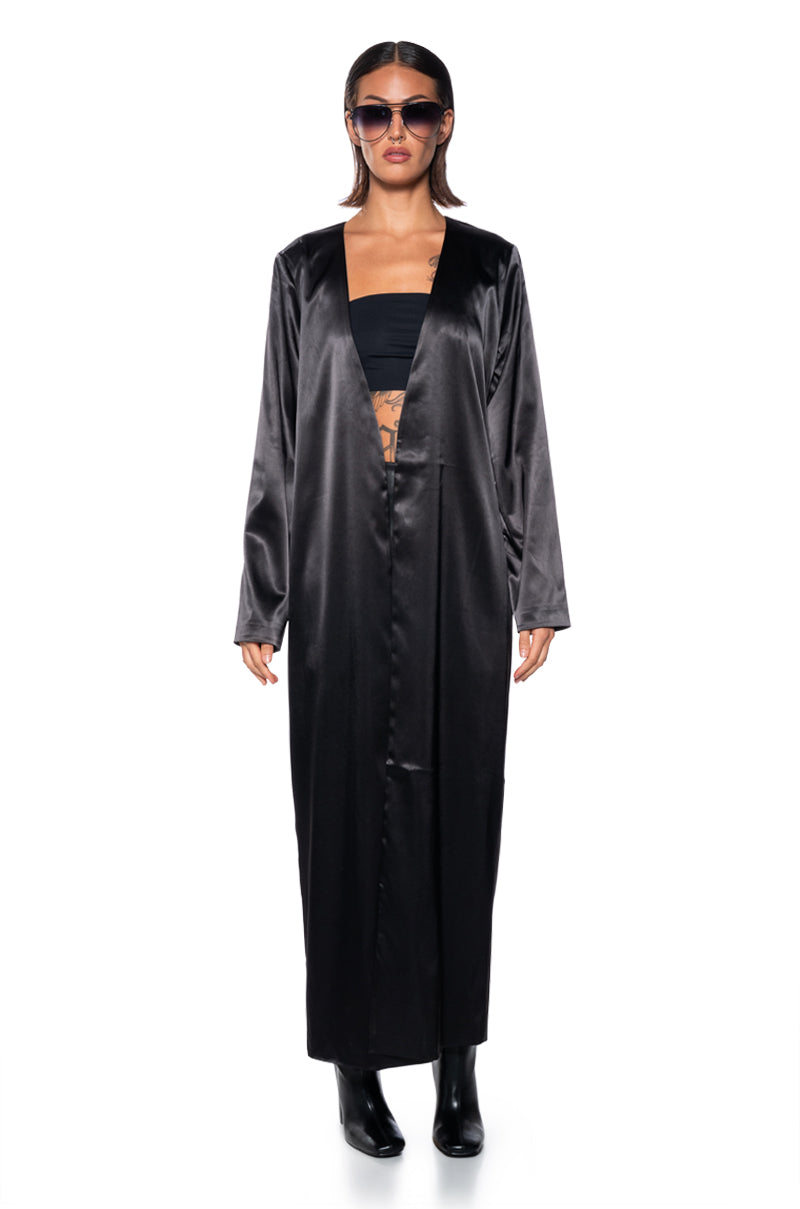 Back View Sumptuous Satin Duster With Embroidered Dragon 2