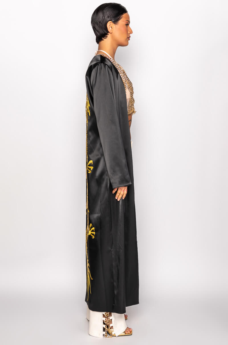 Detail View Sumptuous Satin Duster With Embroidered Dragon 9