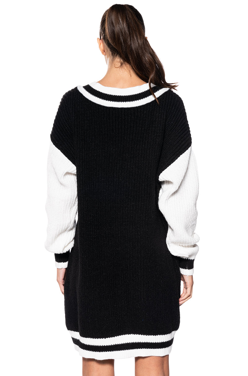 TEDDY KNIT SWEATER MINI DRESS AKIRA TEDDY KNIT SWEATER MINI DRESS AKIRA