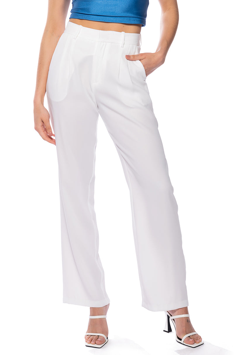 THE HAMPTONS STRAIGHT LEG TROUSER view 0