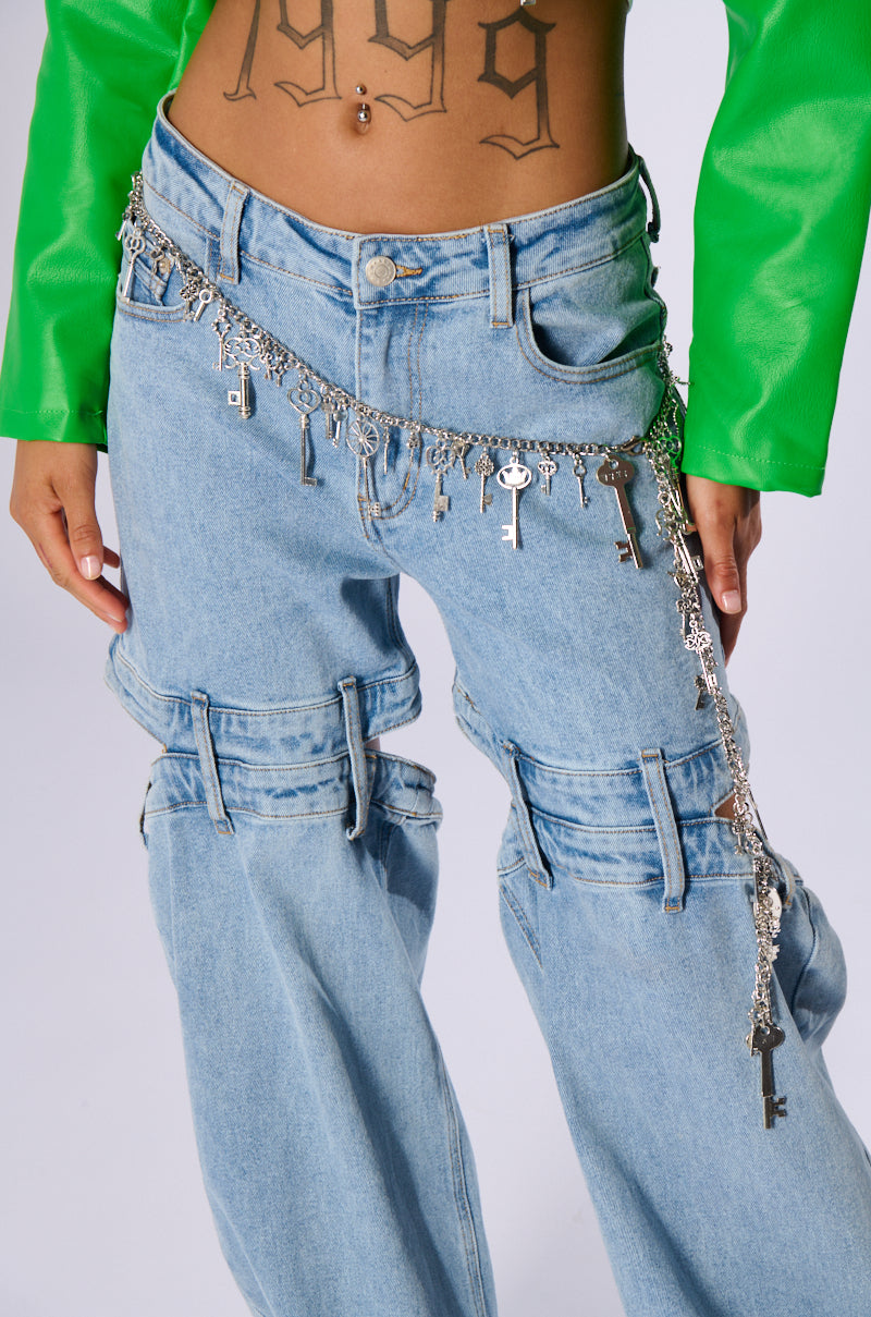 Front View The Key To My Heart Chain Belt 0