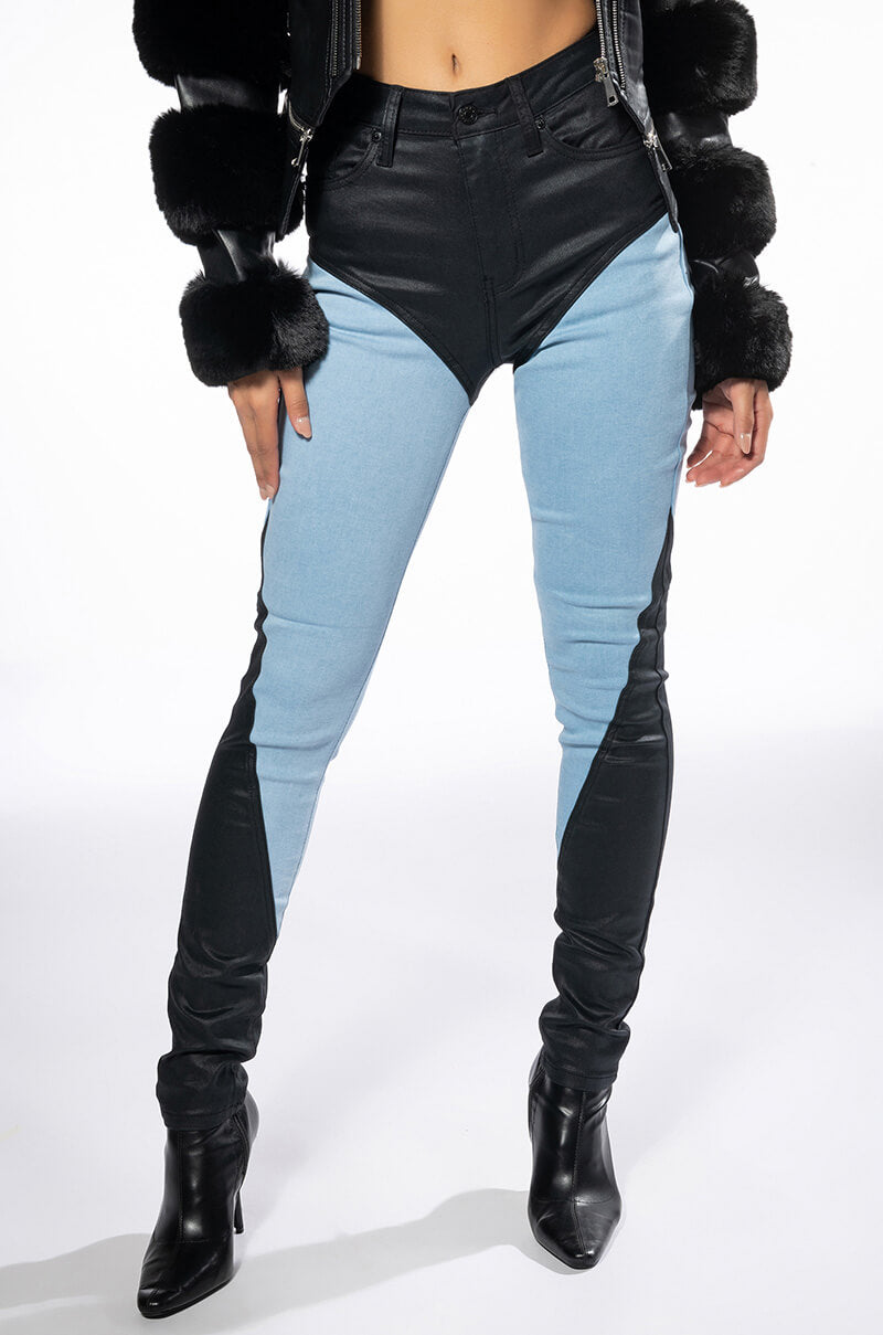 Front View The Way She Moves Skinny Jeans