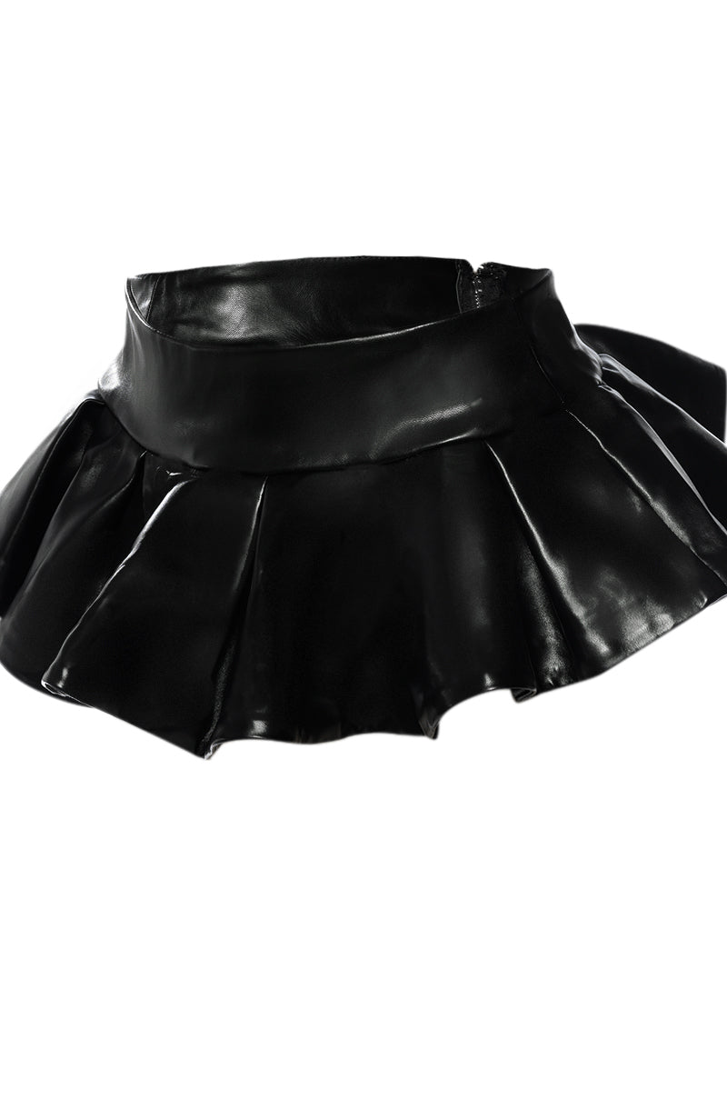 Detail View Top Tier Faux Leather Peplum Belt