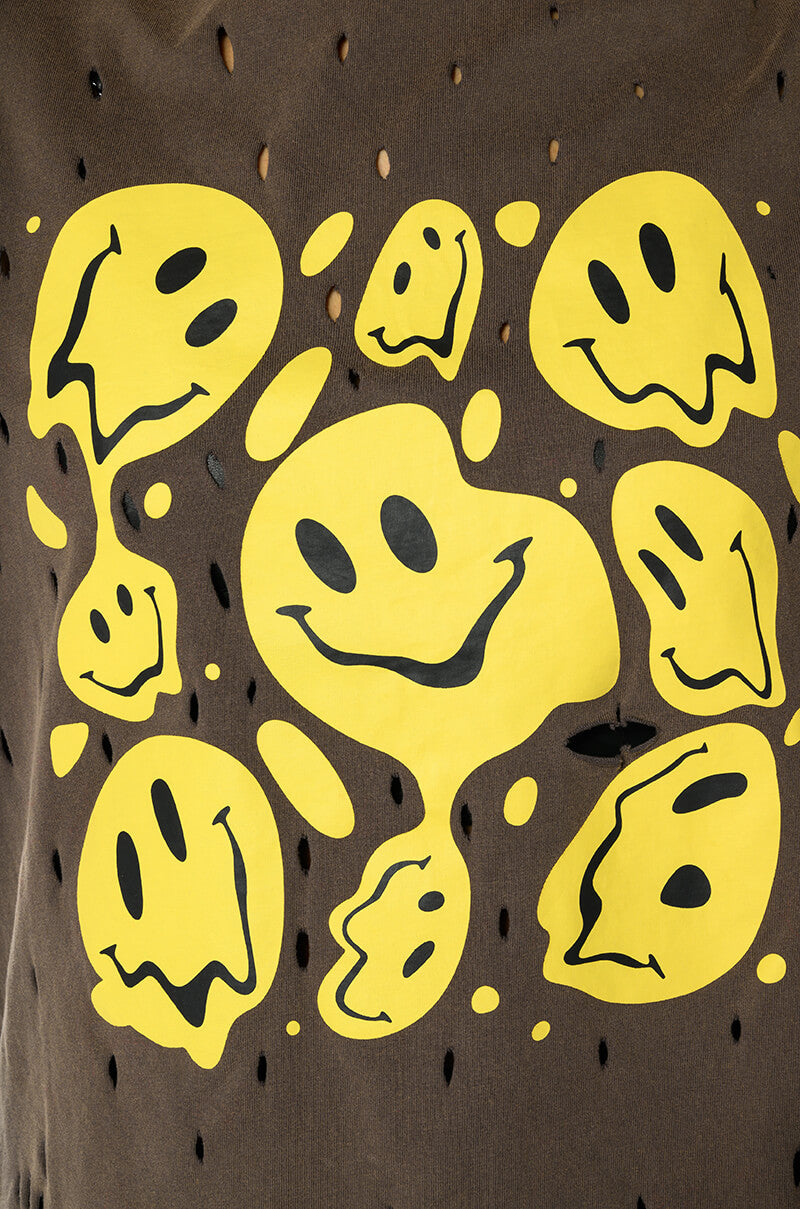 Full View Trippy Trippy Distressed Crew Neck Tshirt