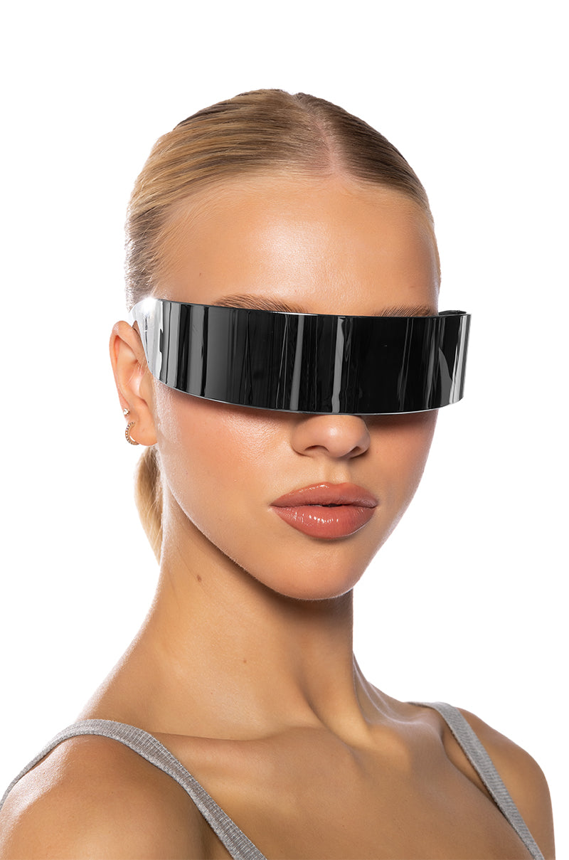 Front View Tunnel Vision Shield Sunnies