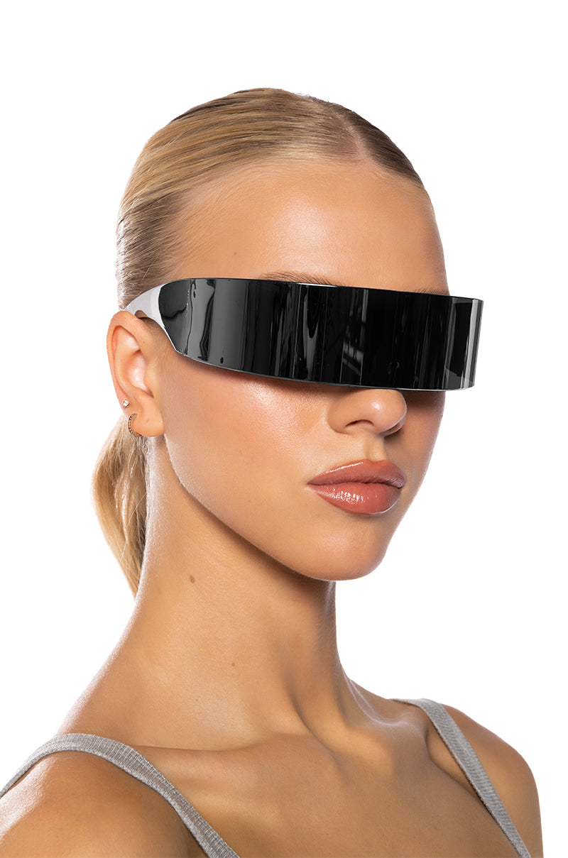 tunnel vision goggles TUNNEL VISION SHIELD SUNNIES – AKIRA