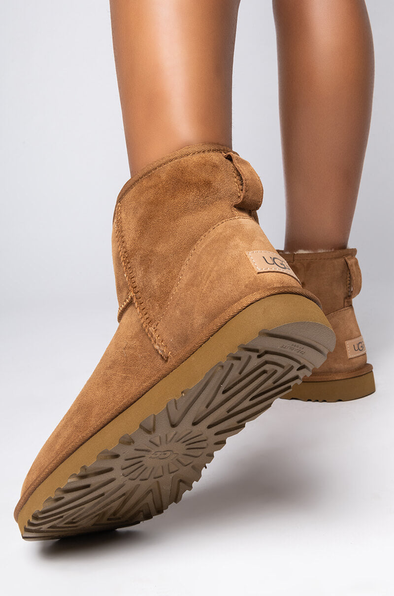 Front View Ugg Classic Mini Ii in Chestnut