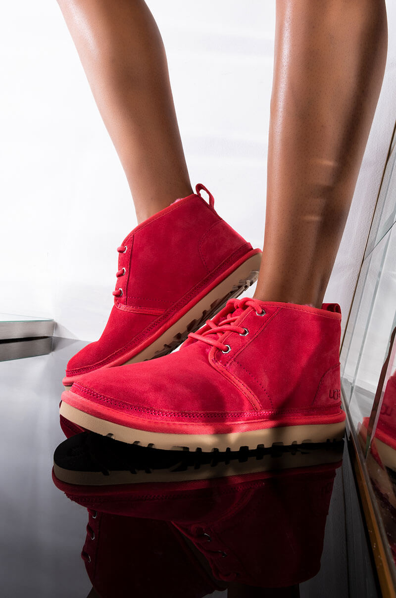 Front View Ugg Classic Neumel Lace Up Boots in Strawberry