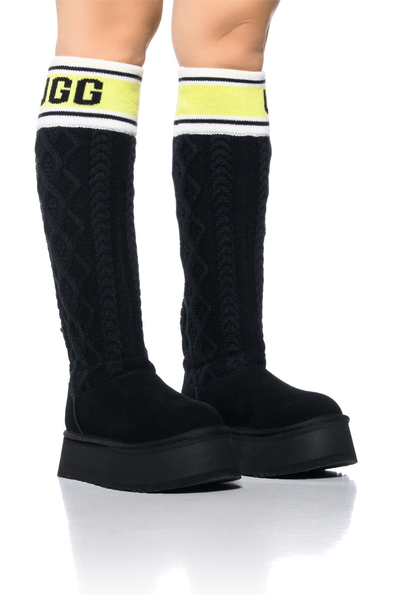 UGG BLACK W CLASSIC SWEATER LETTER view 0