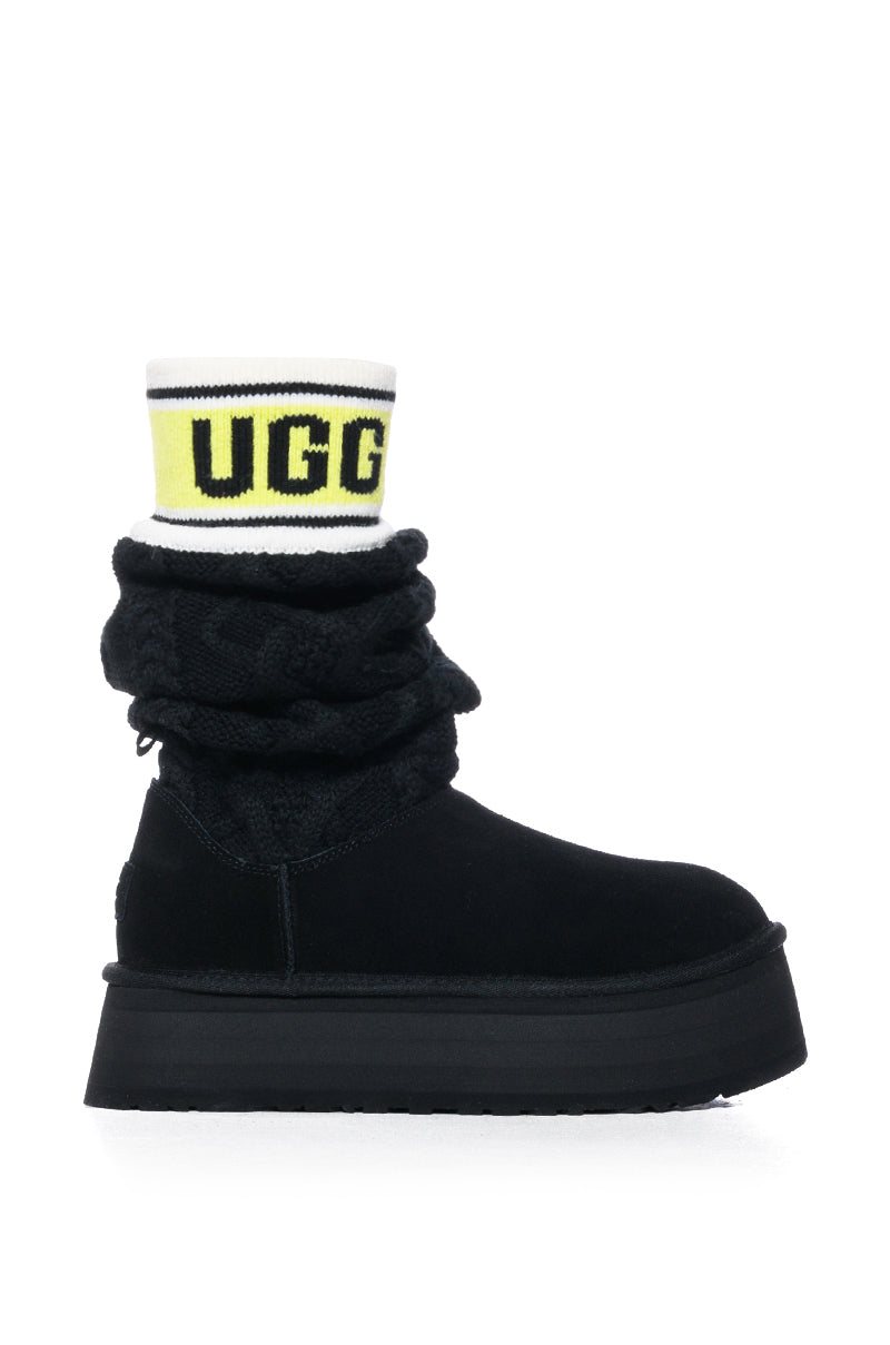 UGG BLACK W CLASSIC SWEATER LETTER – AKIRA - Main Image