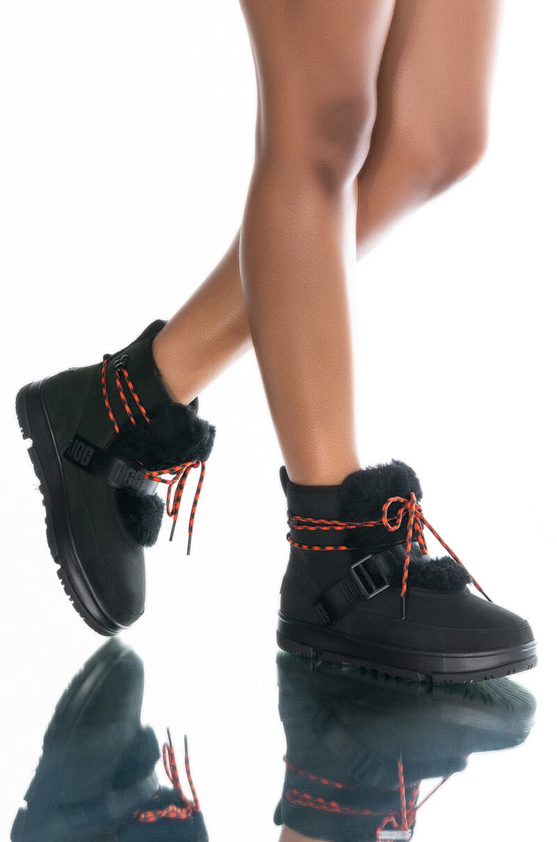 UGG CLASSIC WEATHER HIKER view 0
